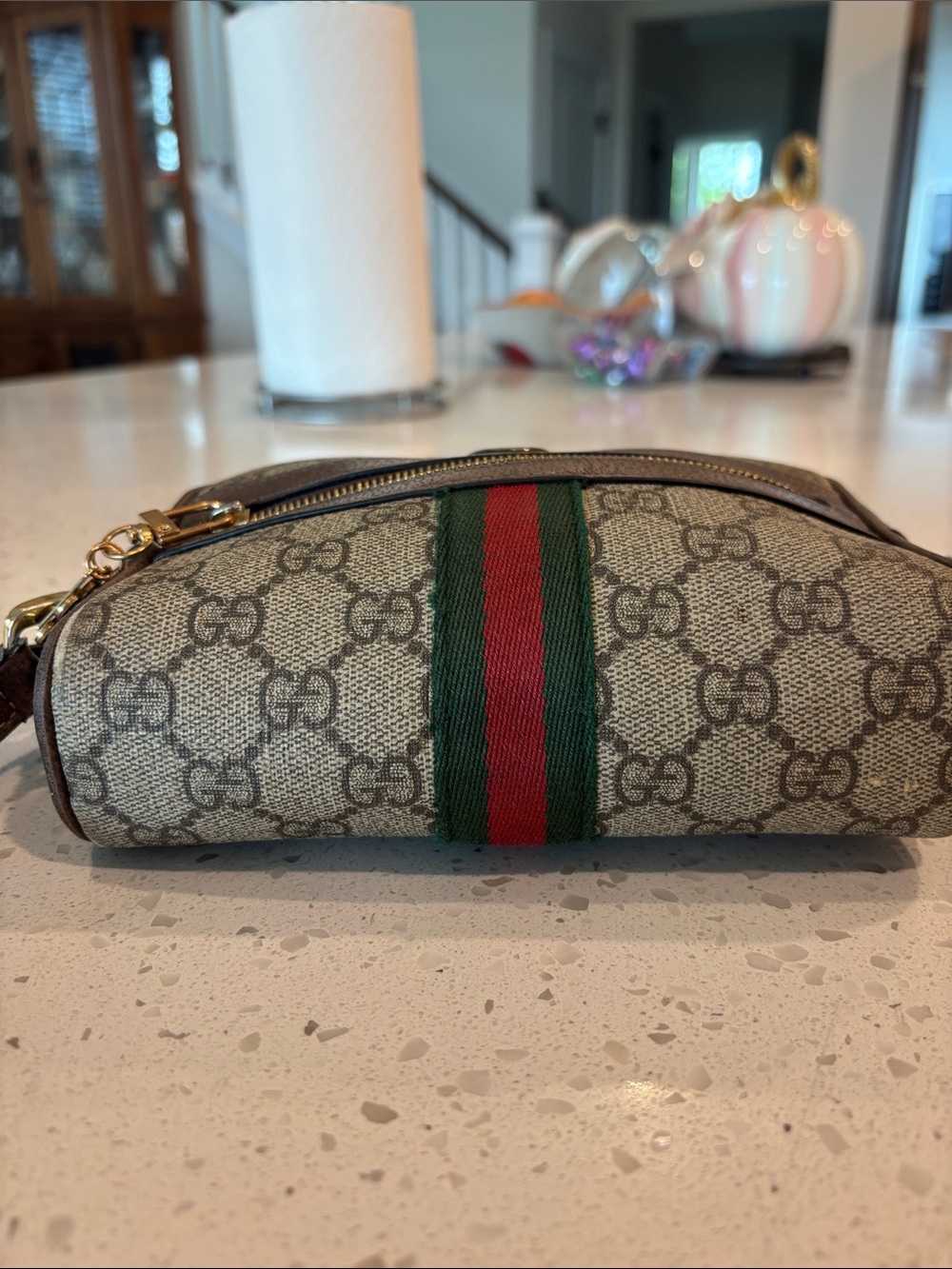 👄Gucci GG Supreme Crossbody Bag - Picture 15 of 16